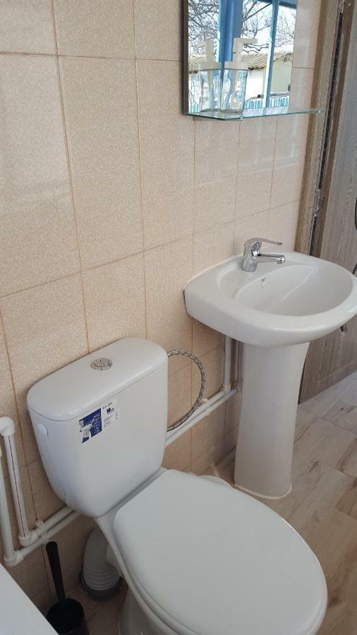הוילה יורילובקה Casa Bunicilor Granny'S House מראה חיצוני תמונה